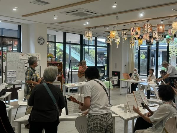 『かんたんコードで　秋の歌』が開催されました。