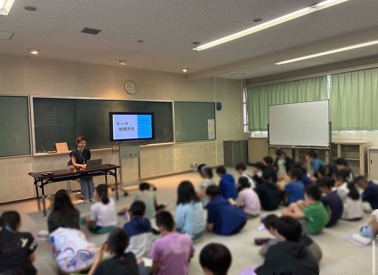 長命ヶ丘小学校でゲストティーチャーを務めて参りました！